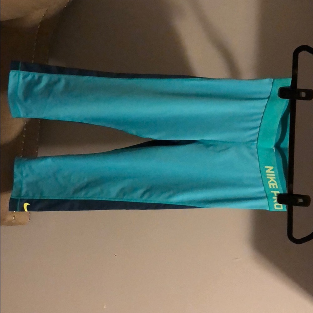 Nike Pro Cropped Tights